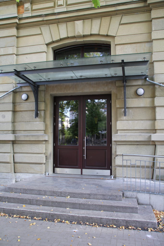 Haupteingang Textorschule (4768)